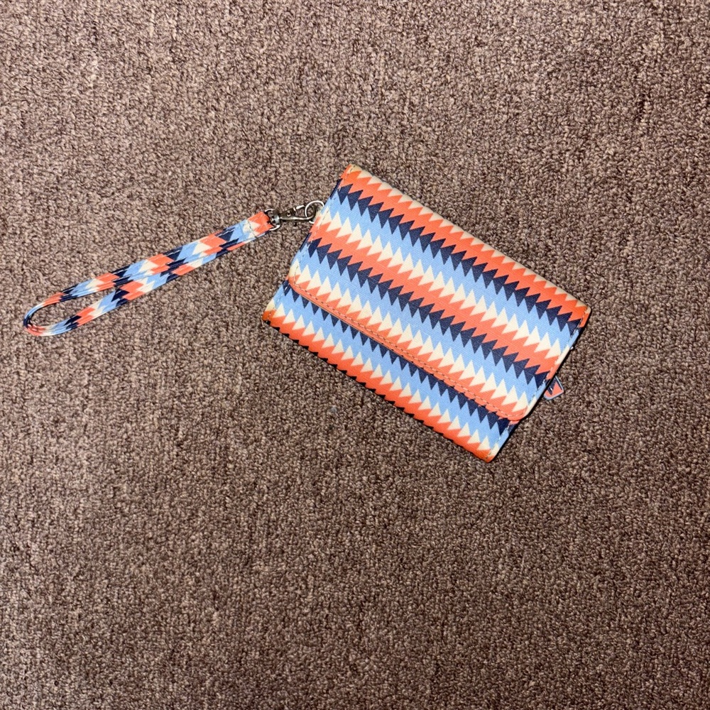 Wristlet wallet